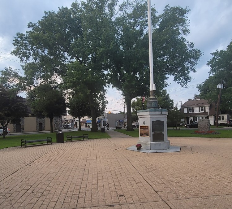 Veterans Memorial Park (Floral&nbspPark,&nbspNY)